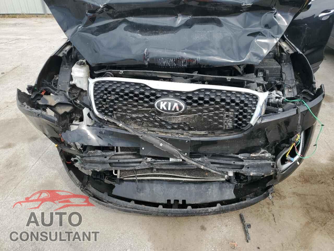 KIA SORENTO 2017 - 5XYPG4A39HG219829