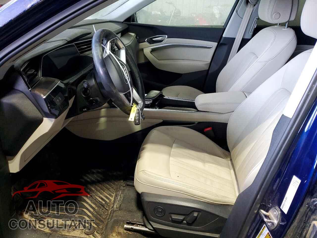 AUDI E-TRON 2021 - WA1AAAGE0MB032640