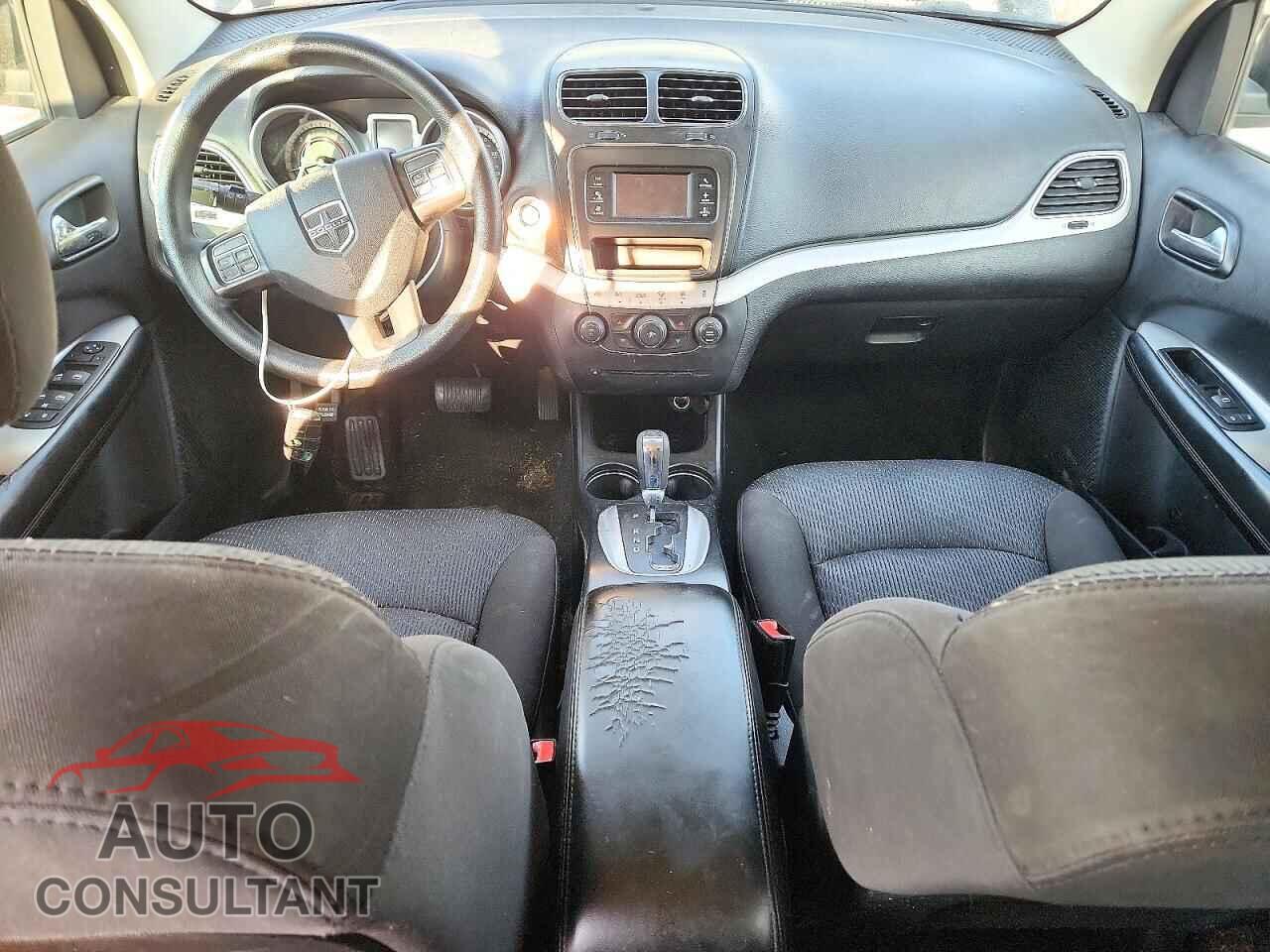 DODGE JOURNEY 2015 - 3C4PDDBG7FT715793