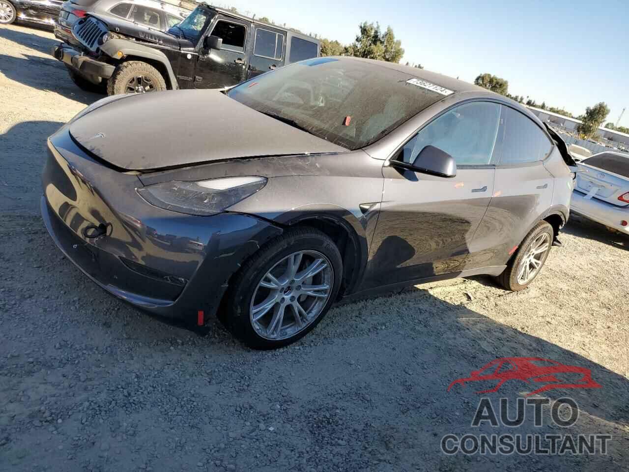 TESLA MODEL Y 2023 - 7SAYGDEE0PF924818