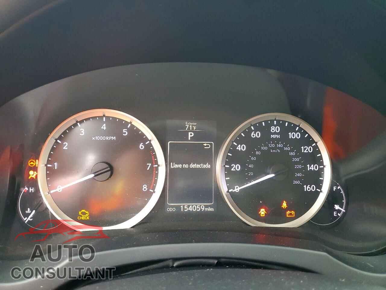 LEXUS IS 2014 - JTHBE1D23E5003107