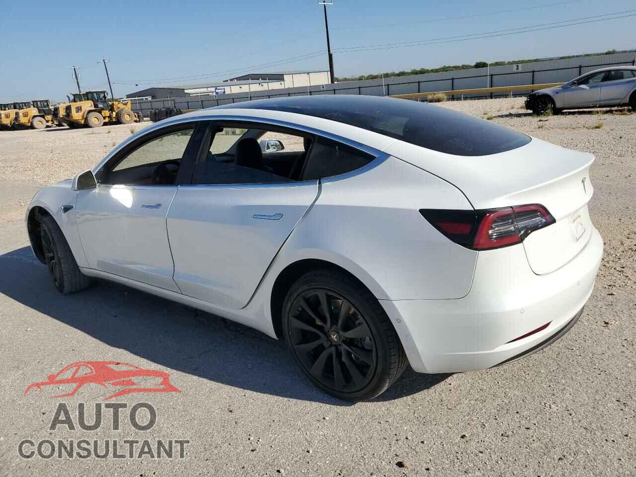 TESLA MODEL 3 2018 - 5YJ3E1EA1JF060670
