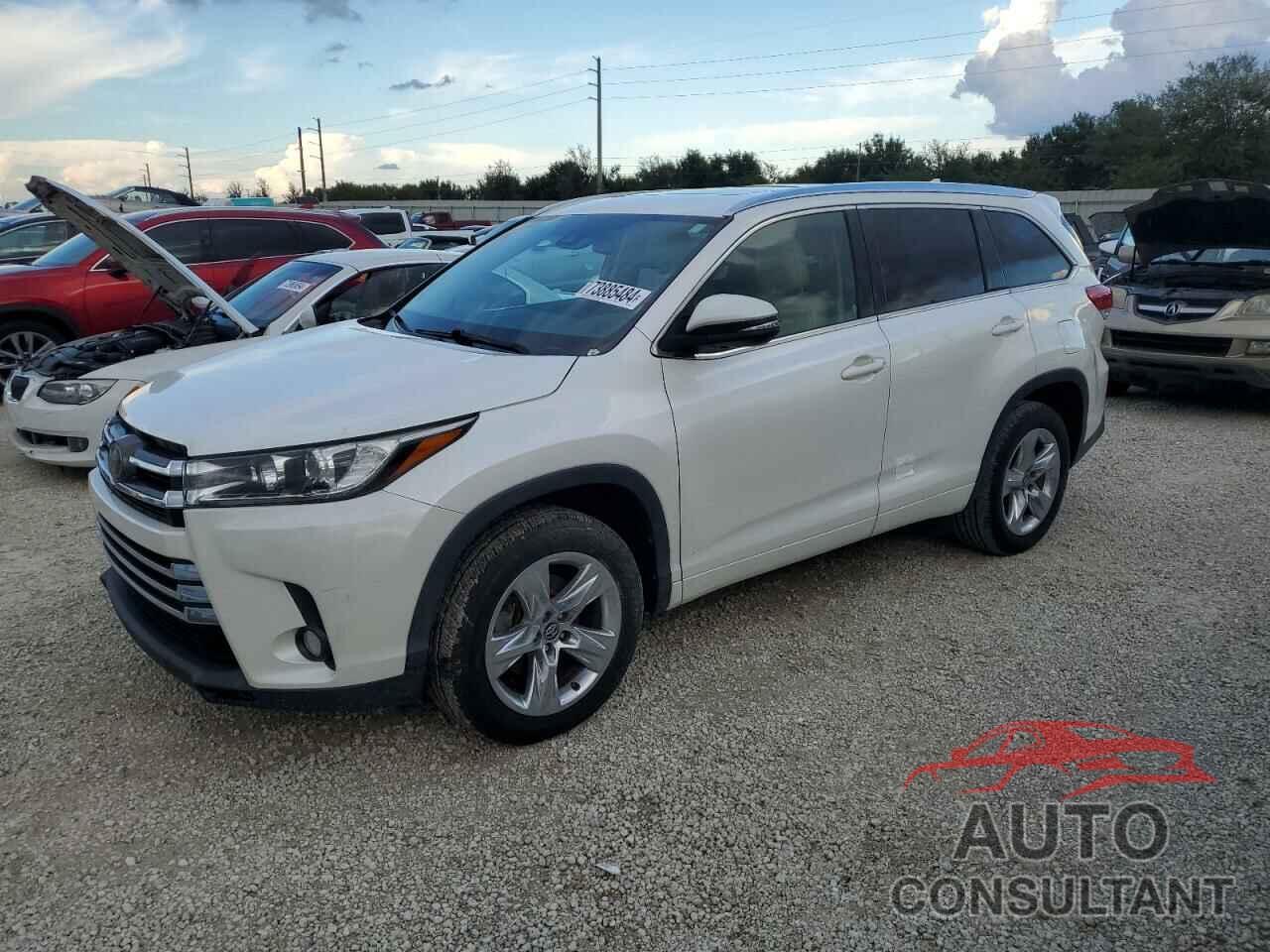 TOYOTA HIGHLANDER 2018 - 5TDYZRFH5JS247295