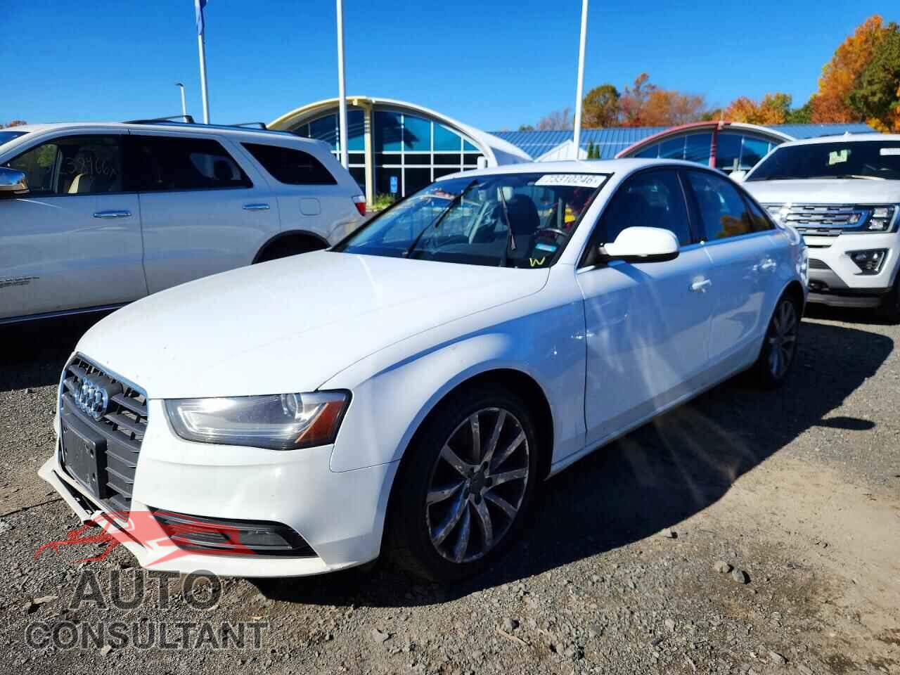 AUDI A4 2013 - WAUFFAFL2DN006839