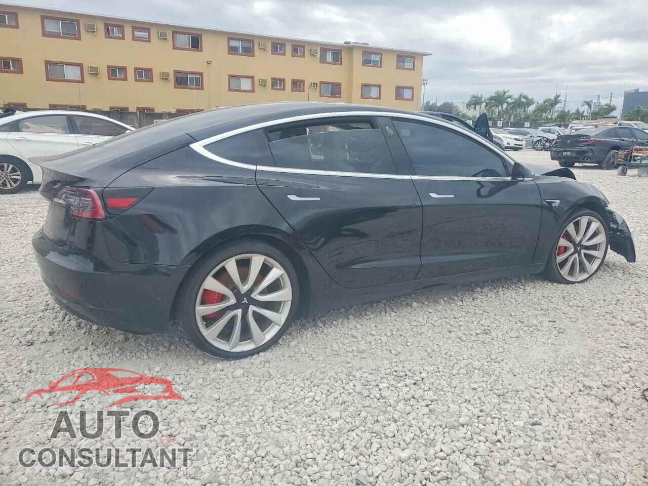 TESLA MODEL 3 2018 - 5YJ3E1EB2JF078717