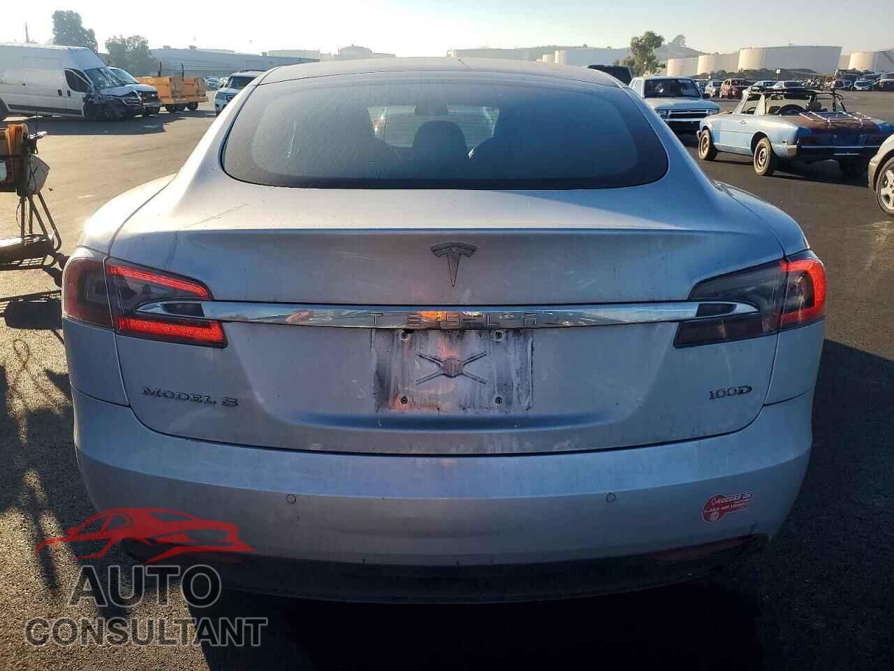 TESLA MODEL S 2017 - 5YJSA1E21HF231671