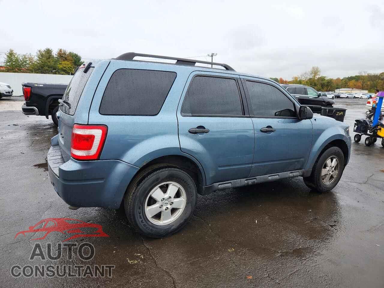FORD ESCAPE 2011 - 1FMCU9D79BKC58355