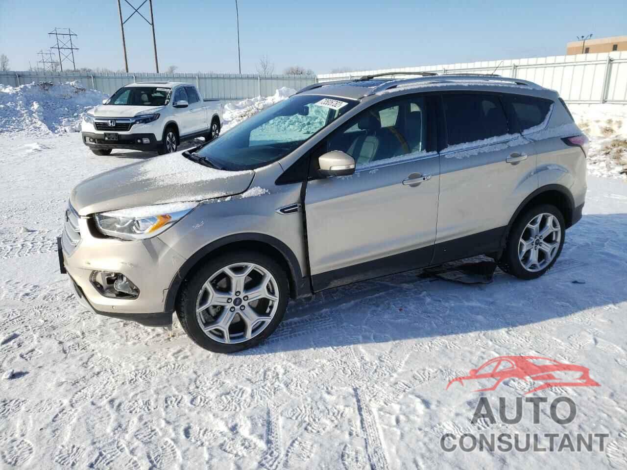 FORD ESCAPE 2017 - 1FMCU9J93HUC79866