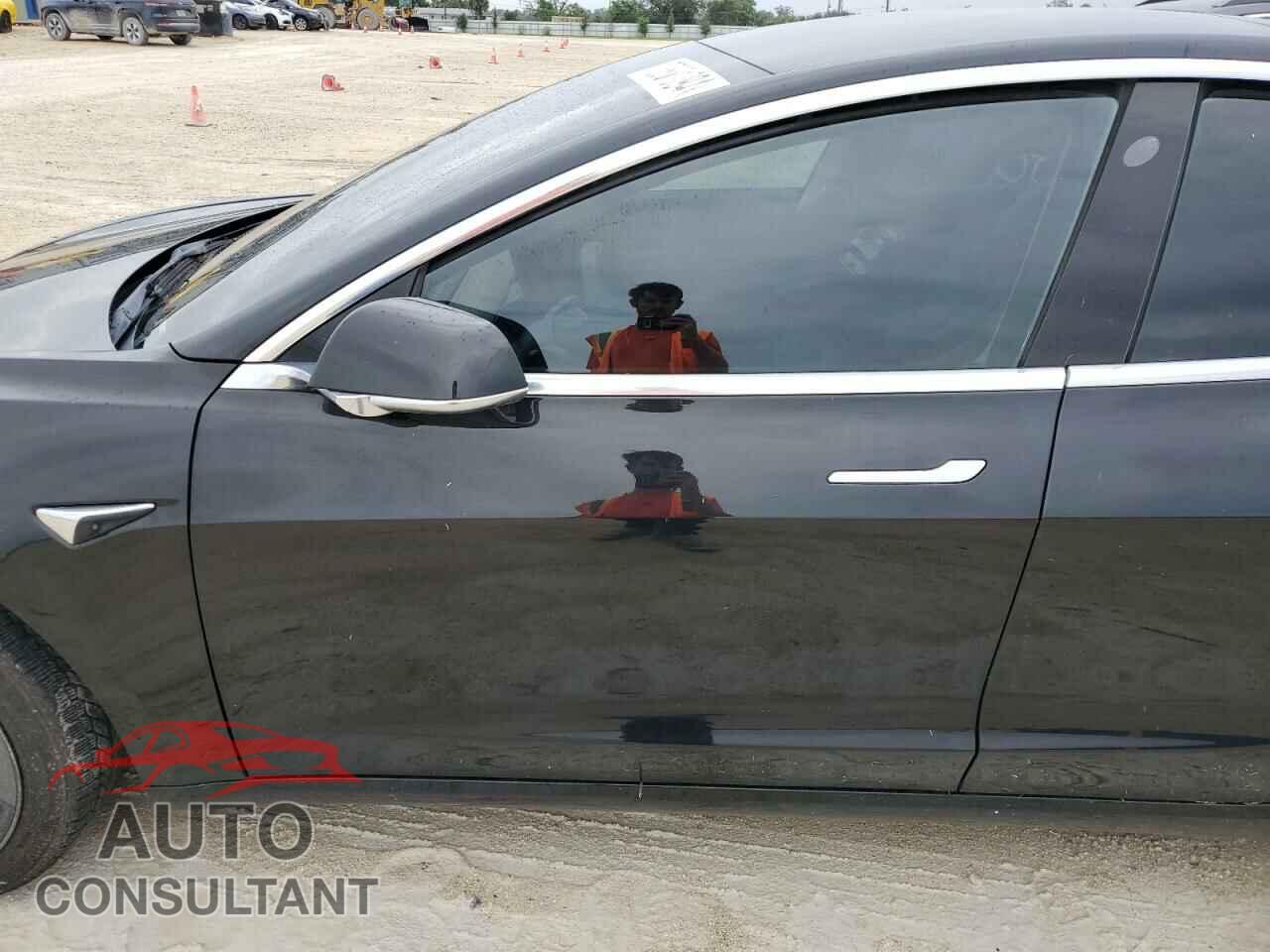 TESLA MODEL 3 2019 - 5YJ3E1EA4KF409919