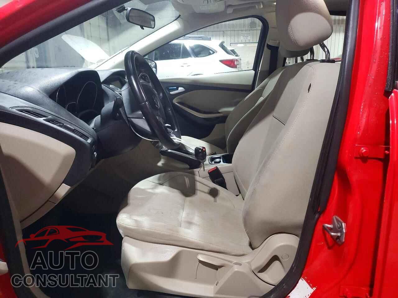FORD FOCUS 2012 - 1FAHP3M26CL224054
