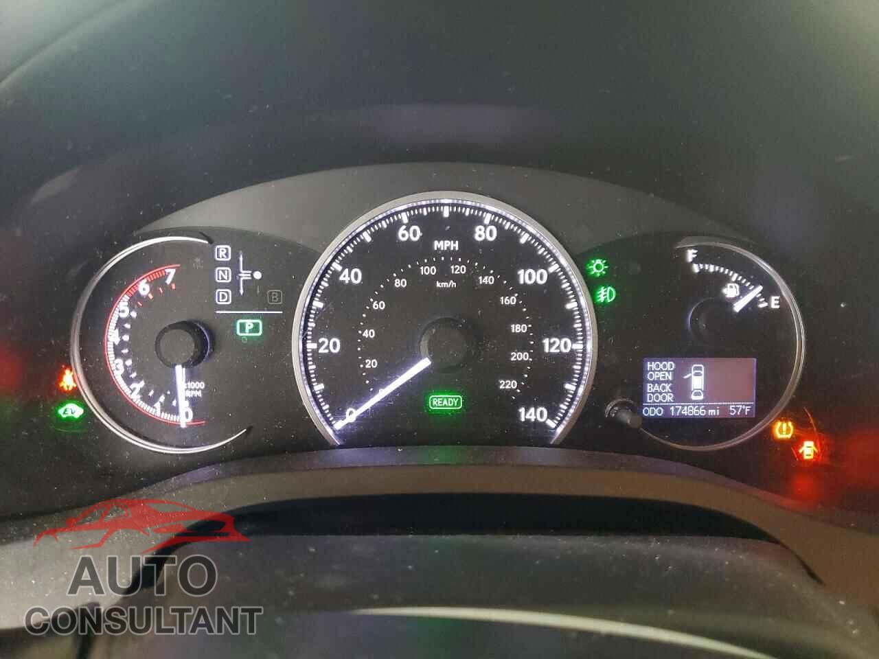 LEXUS CT 200 2013 - JTHKD5BH5D2173003