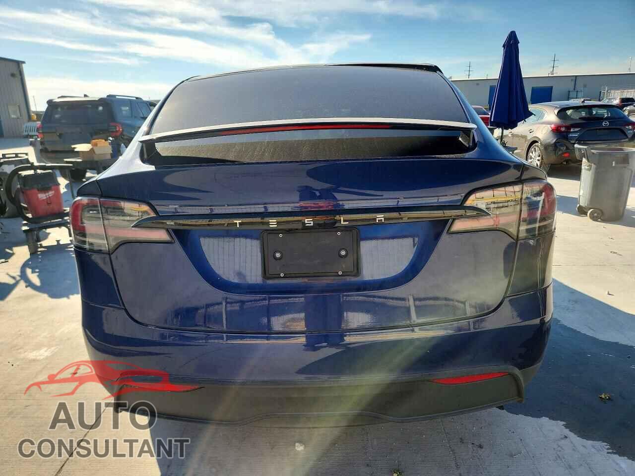 TESLA MODEL X 2025 - 7SAXCBE51SF472284