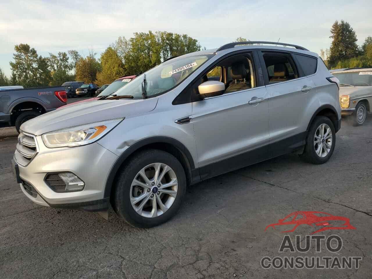 FORD ESCAPE 2018 - 1FMCU9HD0JUB88487