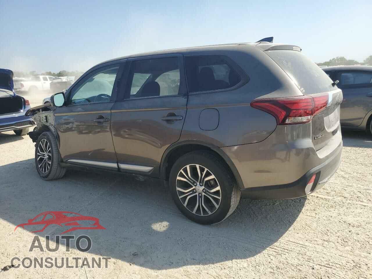 MITSUBISHI OUTLANDER 2018 - JA4AD3A35JZ002000