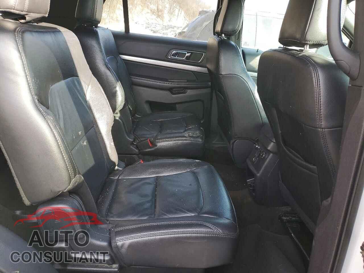 FORD EXPLORER 2018 - 1FM5K8DH7JGB50240
