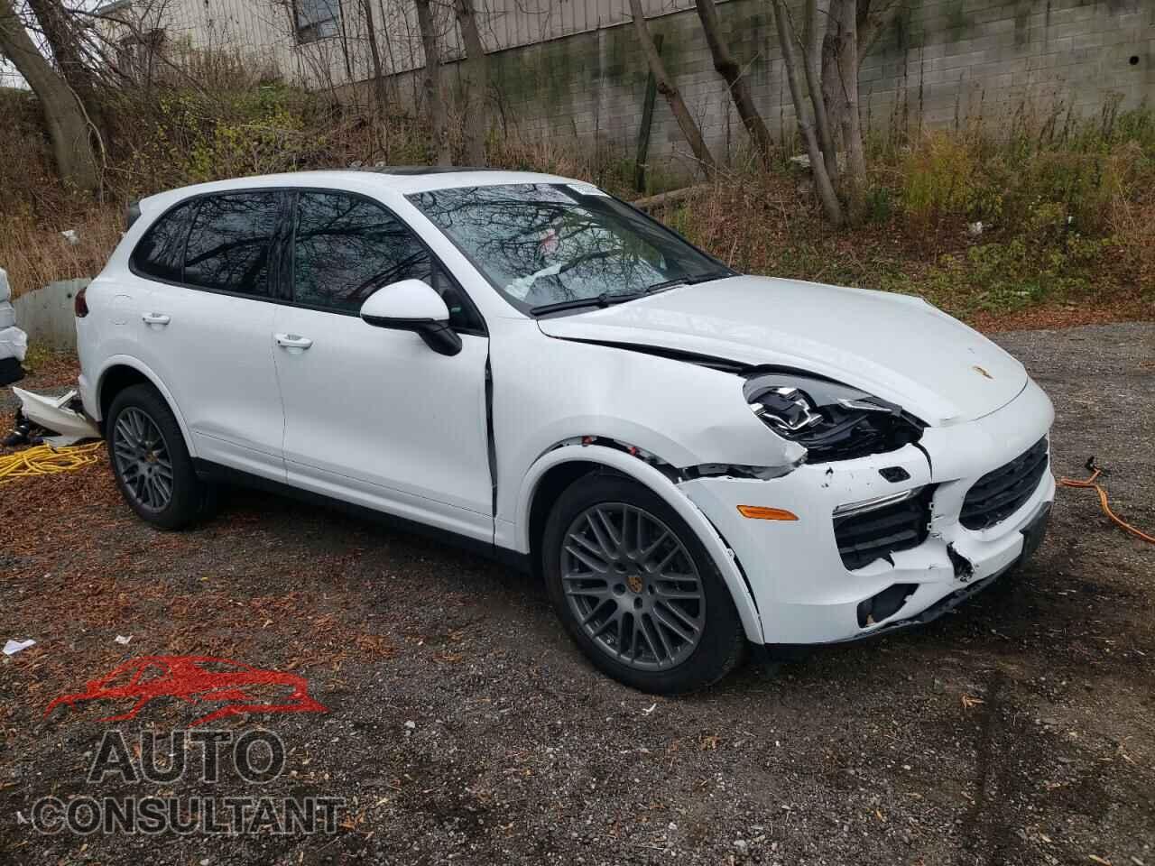 PORSCHE CAYENNE 2017 - WP1AA2A27HKA91005