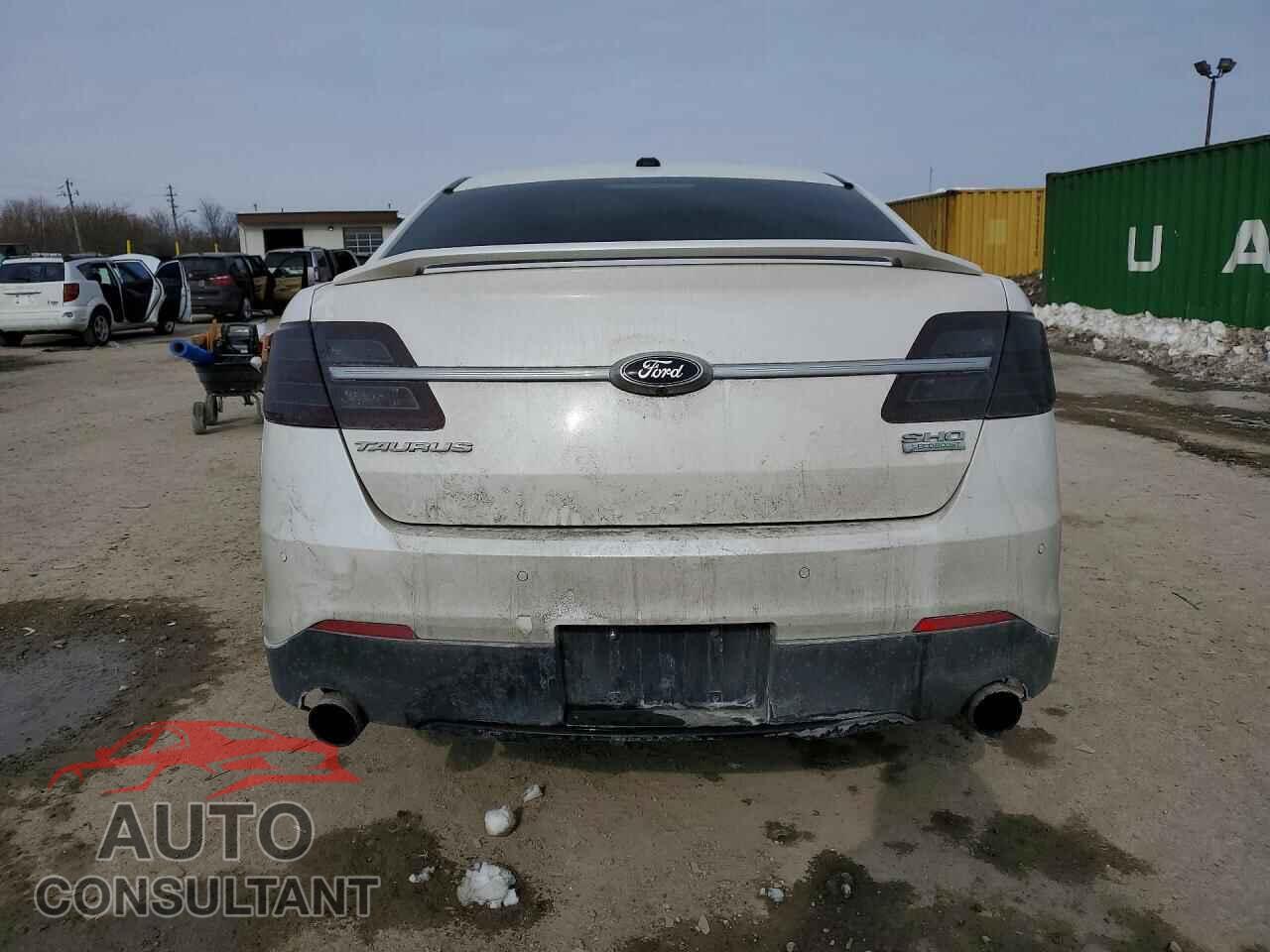 FORD TAURUS 2015 - 1FAHP2KT4FG158915