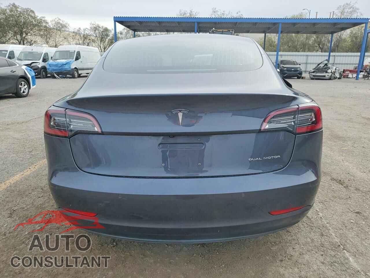 TESLA MODEL 3 2018 - 5YJ3E1EB7JF087168