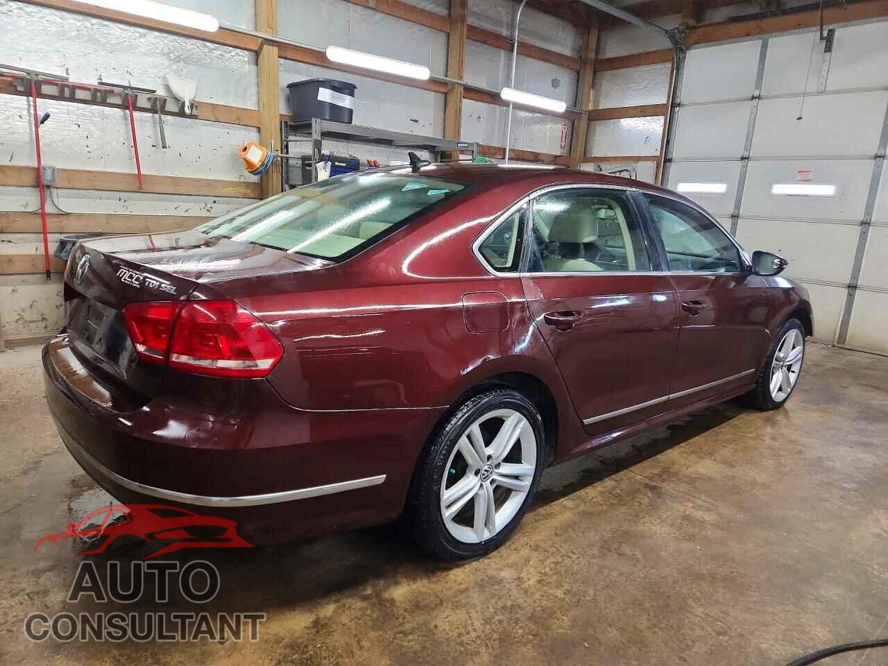 VOLKSWAGEN PASSAT 2012 - 1VWCN7A30CC049988