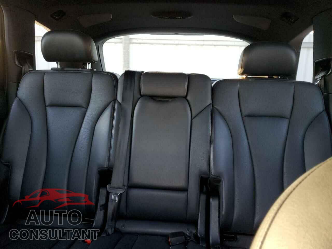AUDI Q7 2019 - WA1VAAF73KD008564