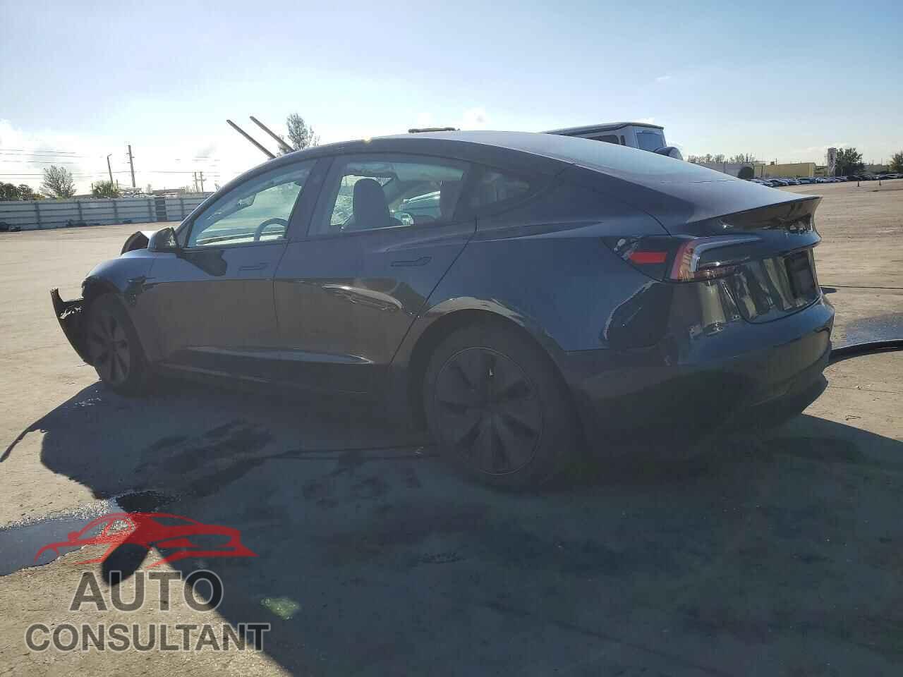 TESLA MODEL 3 2024 - 5YJ3E1EA7RF732341