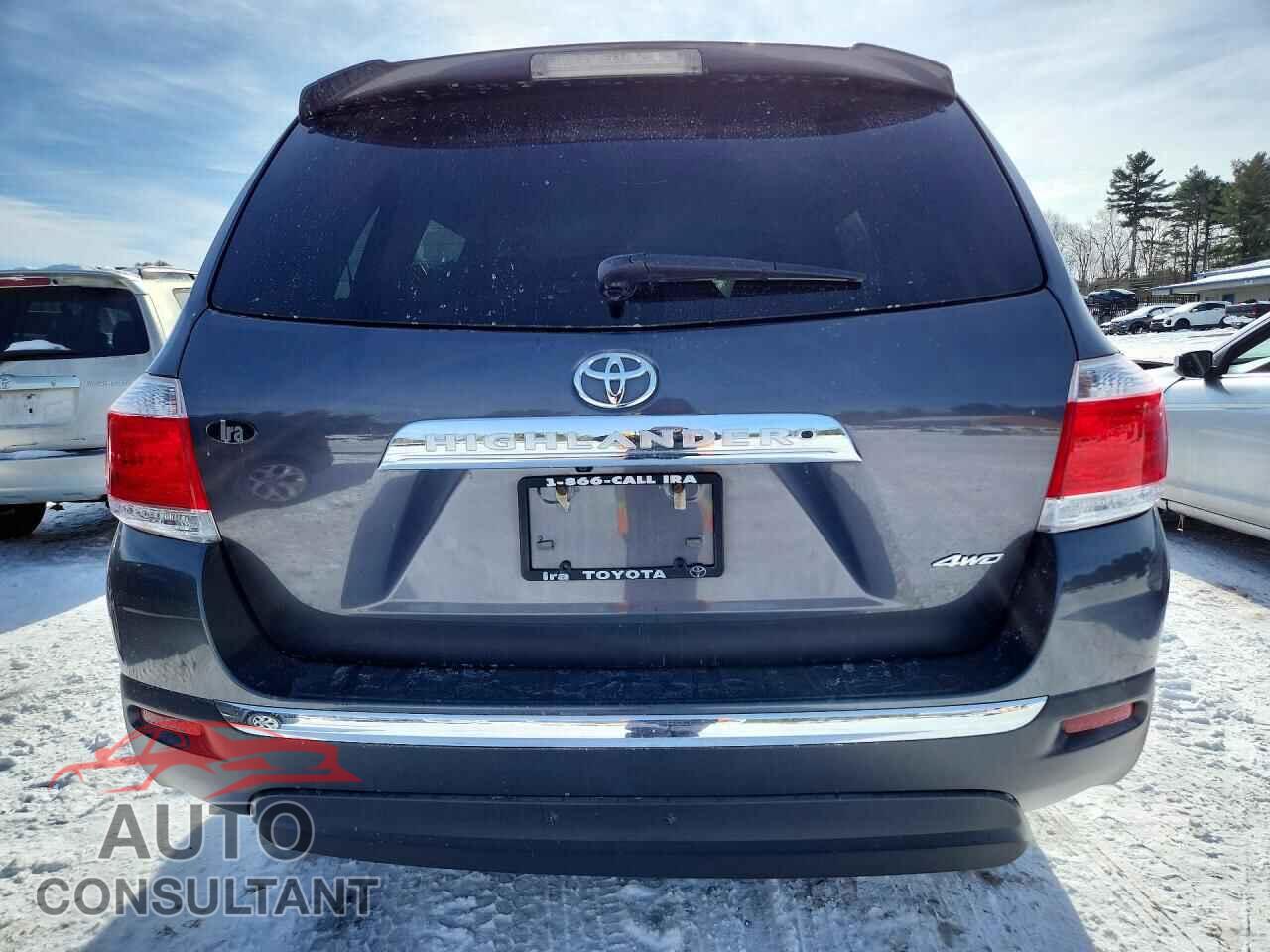 TOYOTA HIGHLANDER 2012 - 5TDBK3EH7CS152040