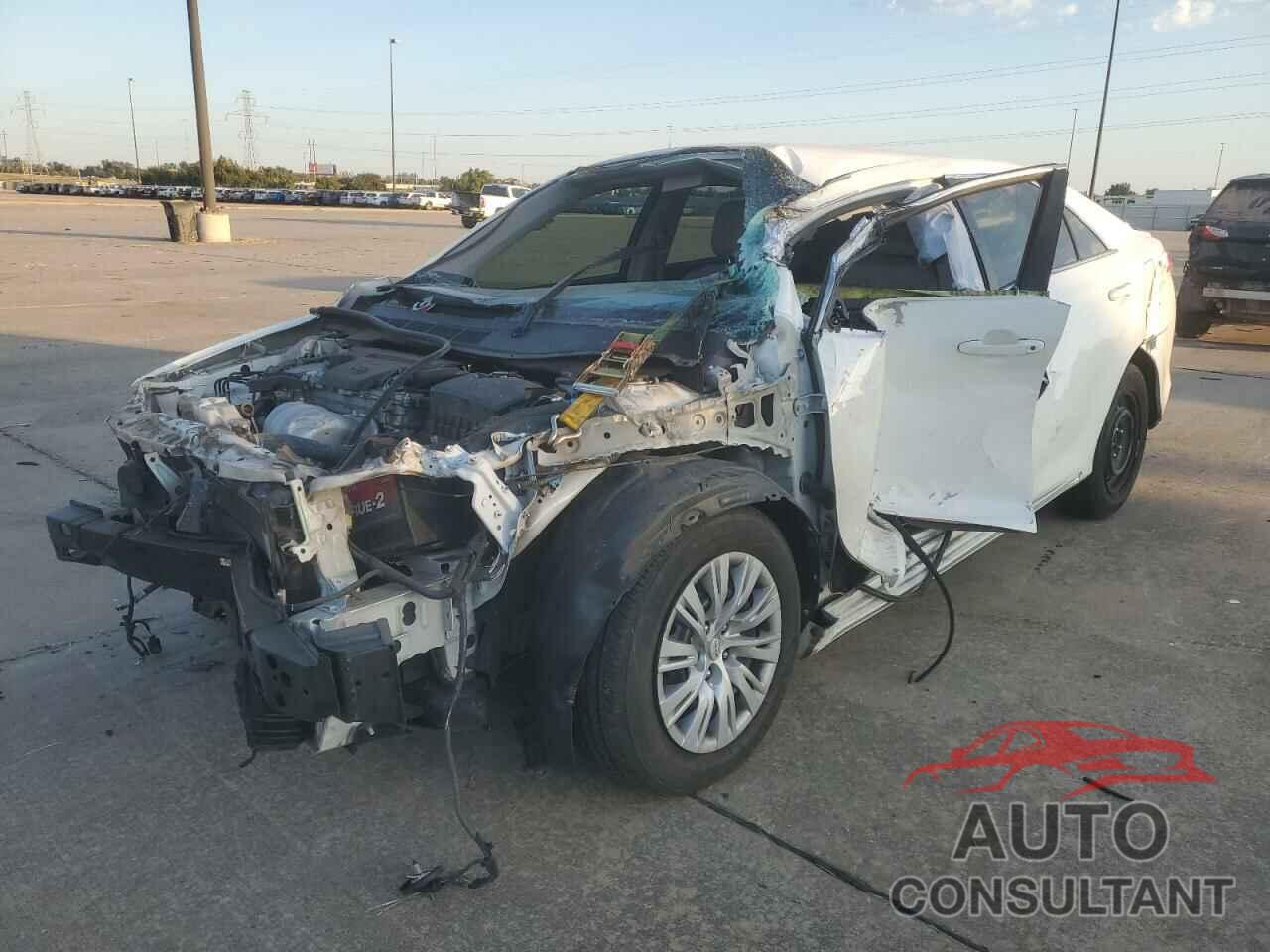 TOYOTA CAMRY 2014 - 4T4BF1FK4ER420142