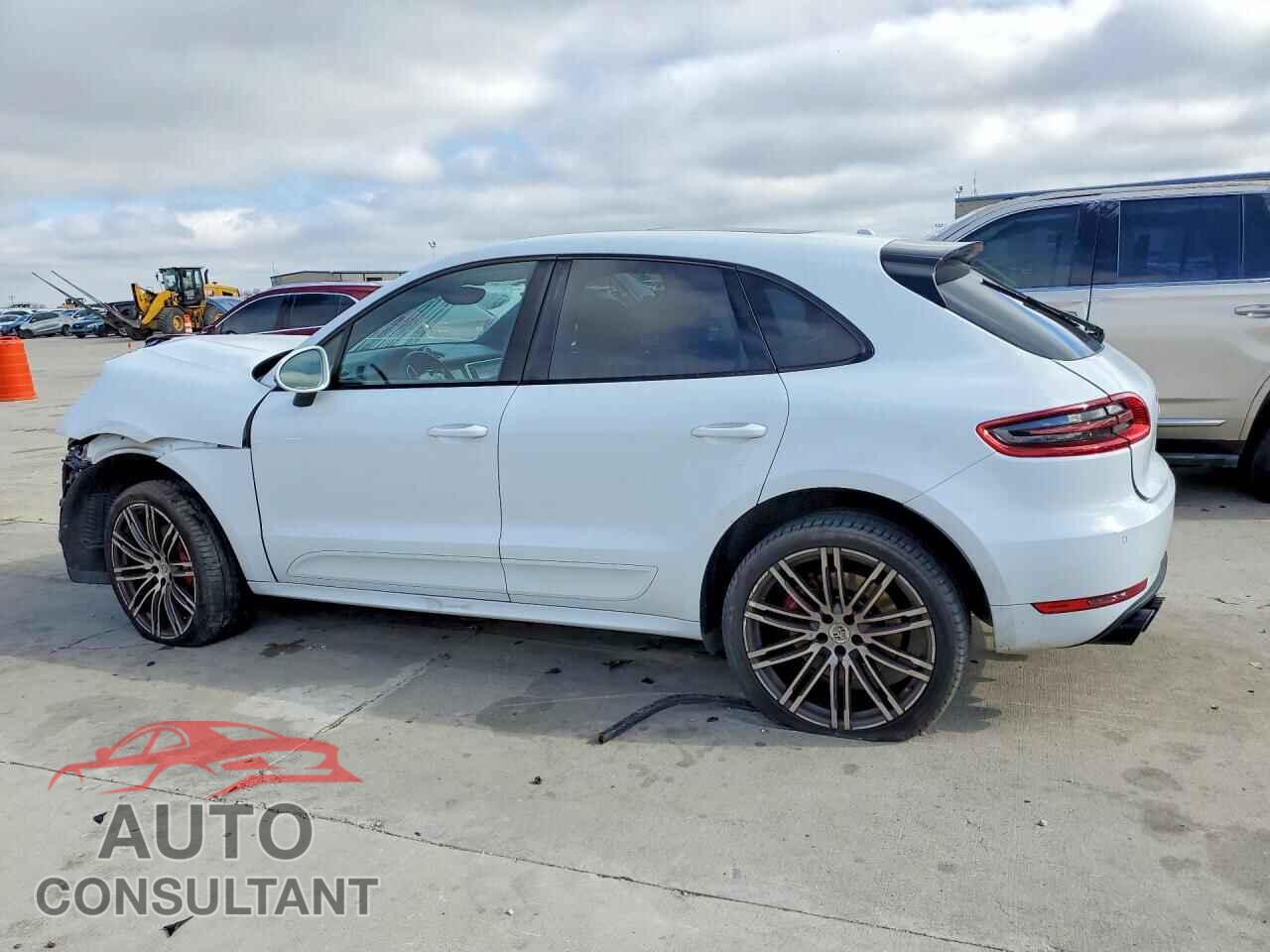 PORSCHE MACAN 2016 - WP1AF2A55GLB93911