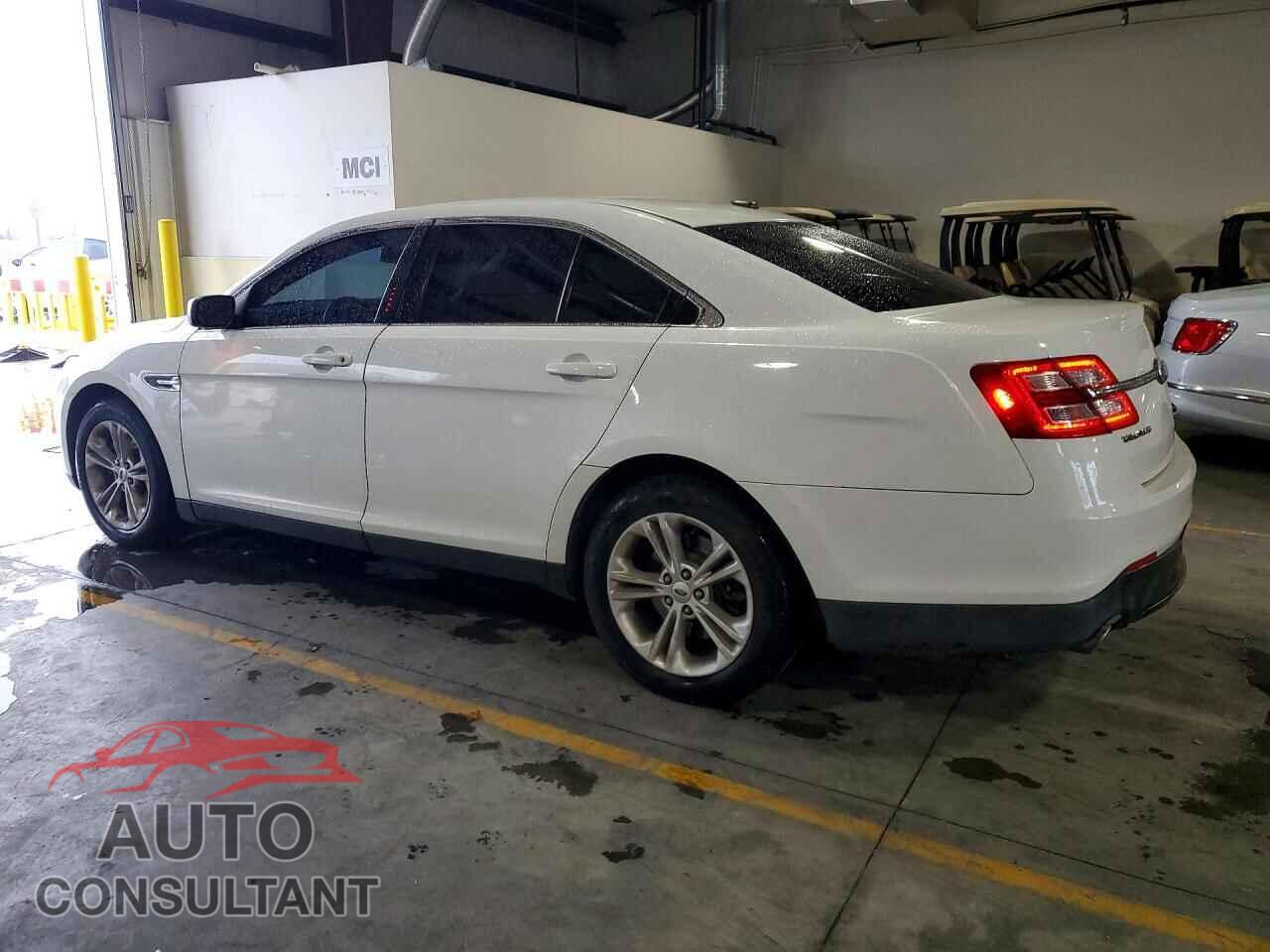 FORD TAURUS 2013 - 1FAHP2E80DG108212