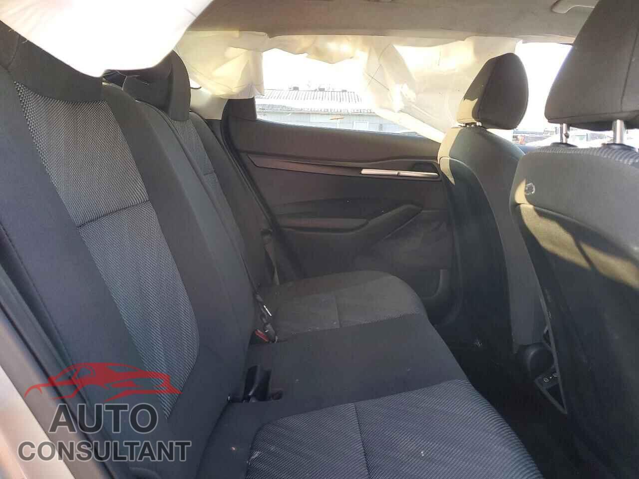 KIA SELTOS 2025 - KNDEPCAA6S7735182