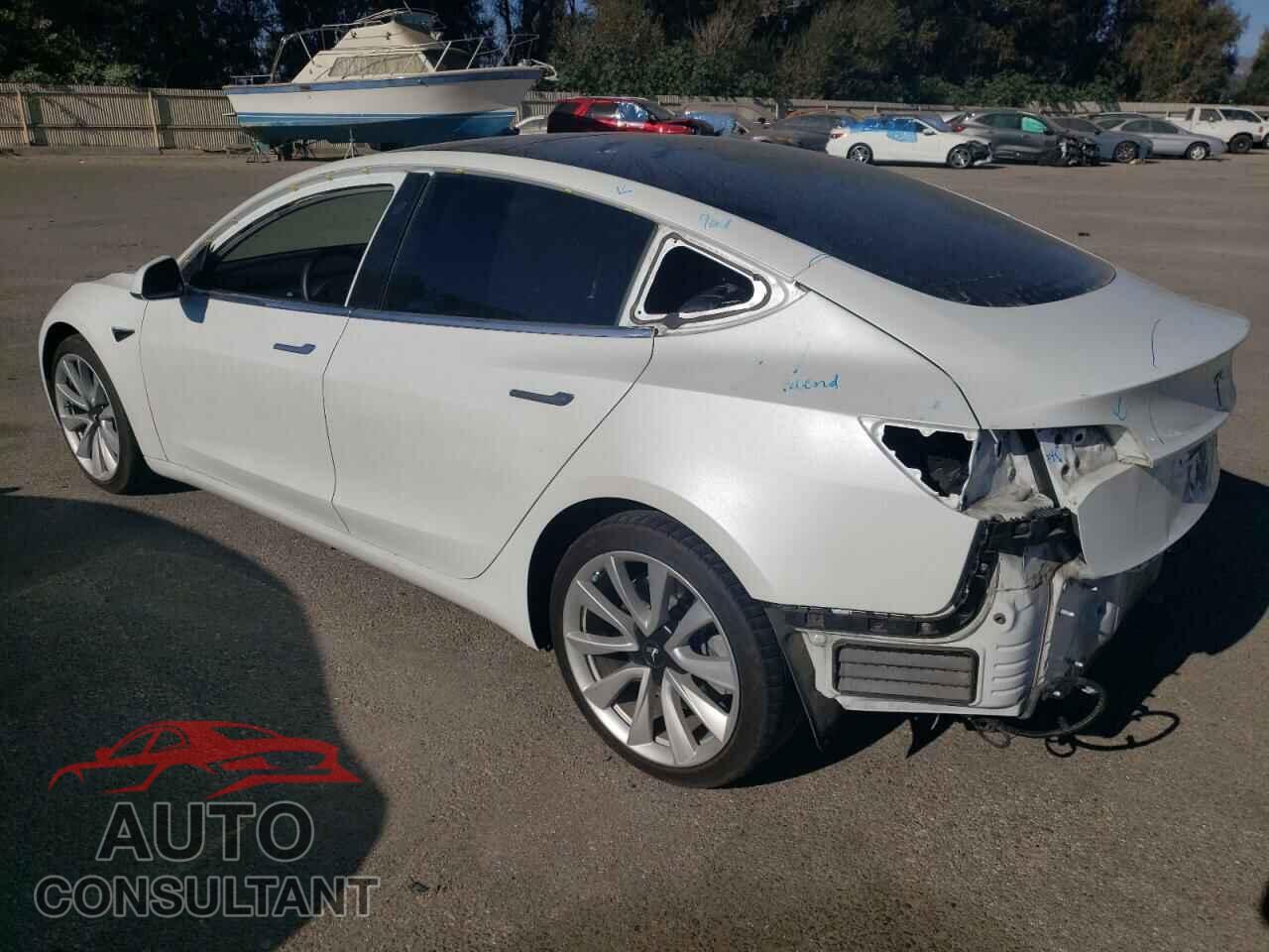 TESLA MODEL 3 2019 - 5YJ3E1EB4KF418676