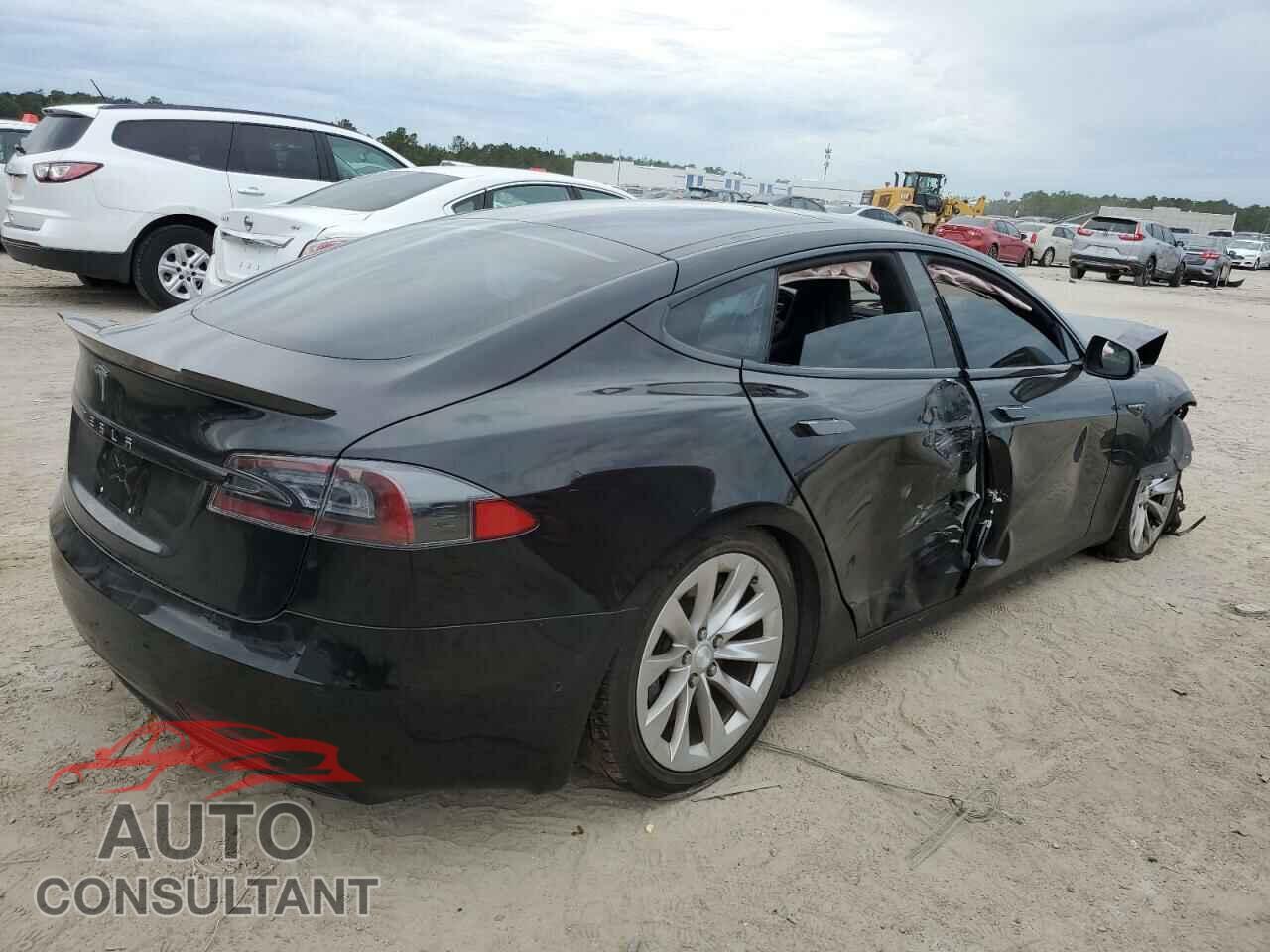 TESLA MODEL S 2016 - 5YJSA1E29GF151307