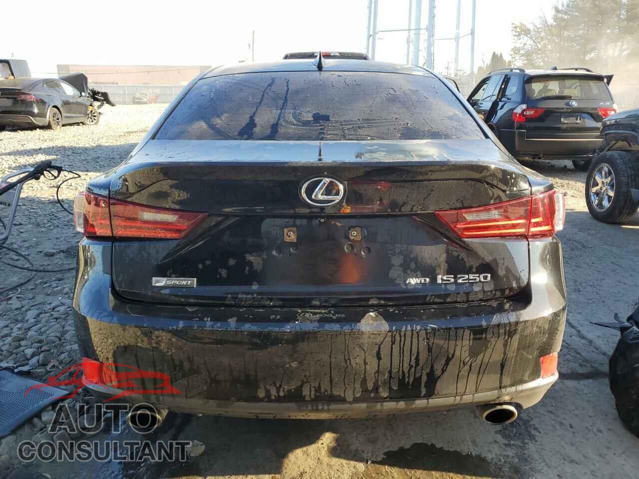 LEXUS IS 2015 - JTHCF1D24F5018184