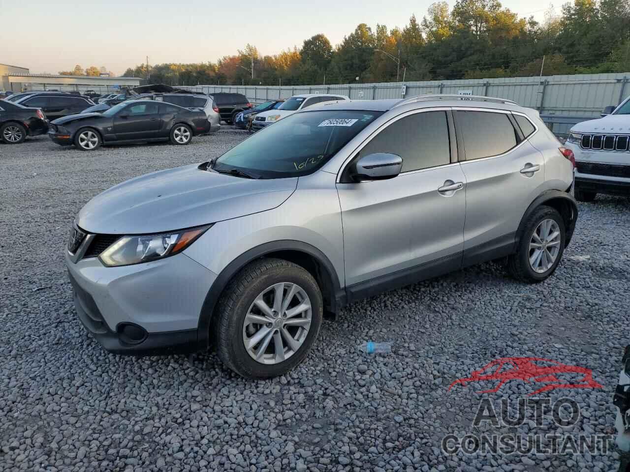 NISSAN ROGUE 2018 - JN1BJ1CP2JW189420