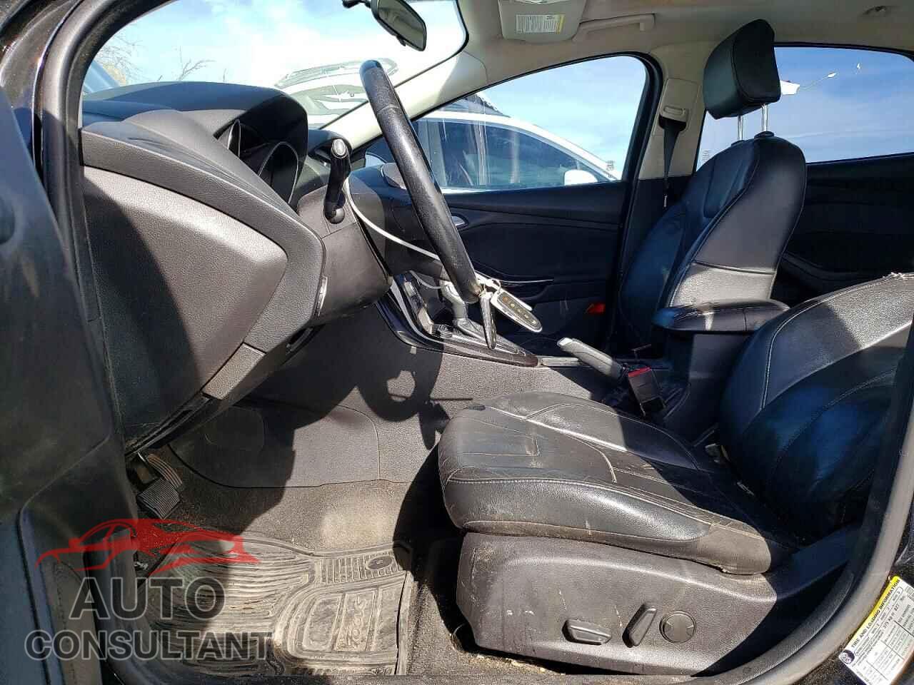 FORD FOCUS 2015 - 1FADP3J21FL363239