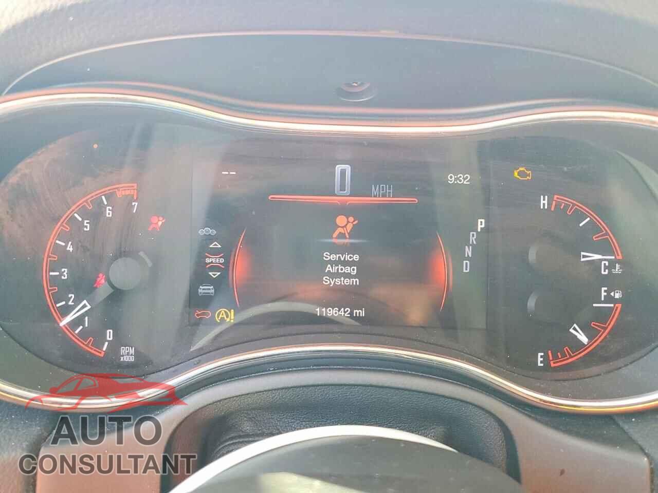 DODGE DURANGO 2018 - 1C4RDHAG1JC354826