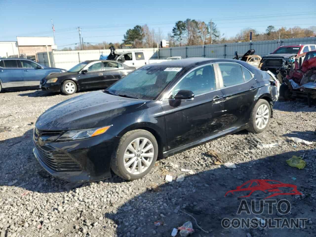 TOYOTA CAMRY 2018 - 4T1B11HK1JU532218