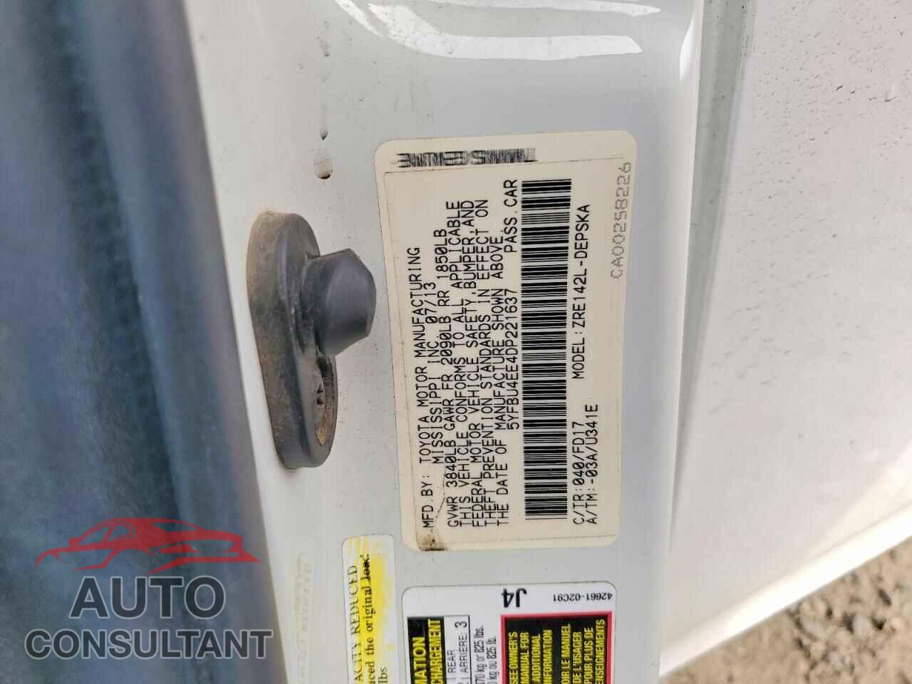 TOYOTA COROLLA 2013 - 5YFBU4EE4DP221637