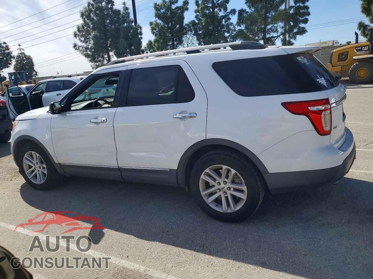 FORD EXPLORER 2013 - 1FM5K7D88DGB27452