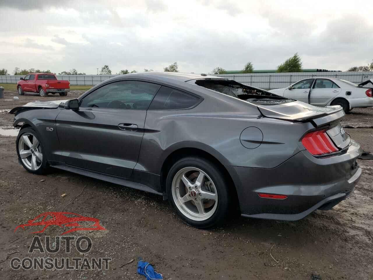 FORD MUSTANG 2018 - 1FA6P8CF4J5108491