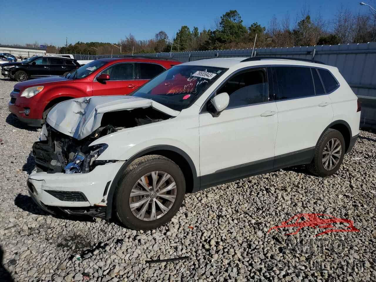 VOLKSWAGEN TIGUAN 2018 - 3VV3B7AX3JM134335