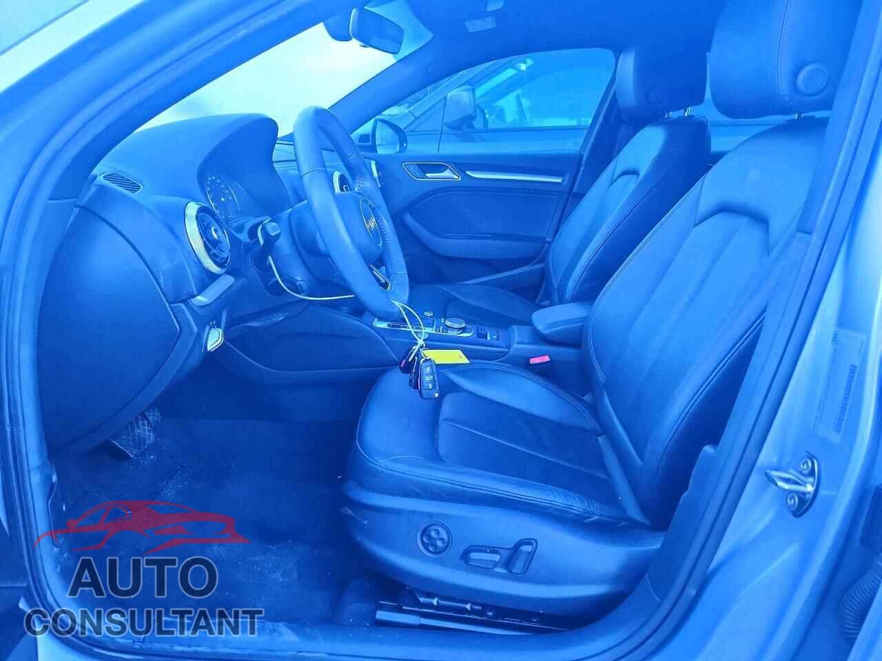 AUDI A3 2019 - WAUAUGFF6K1024746