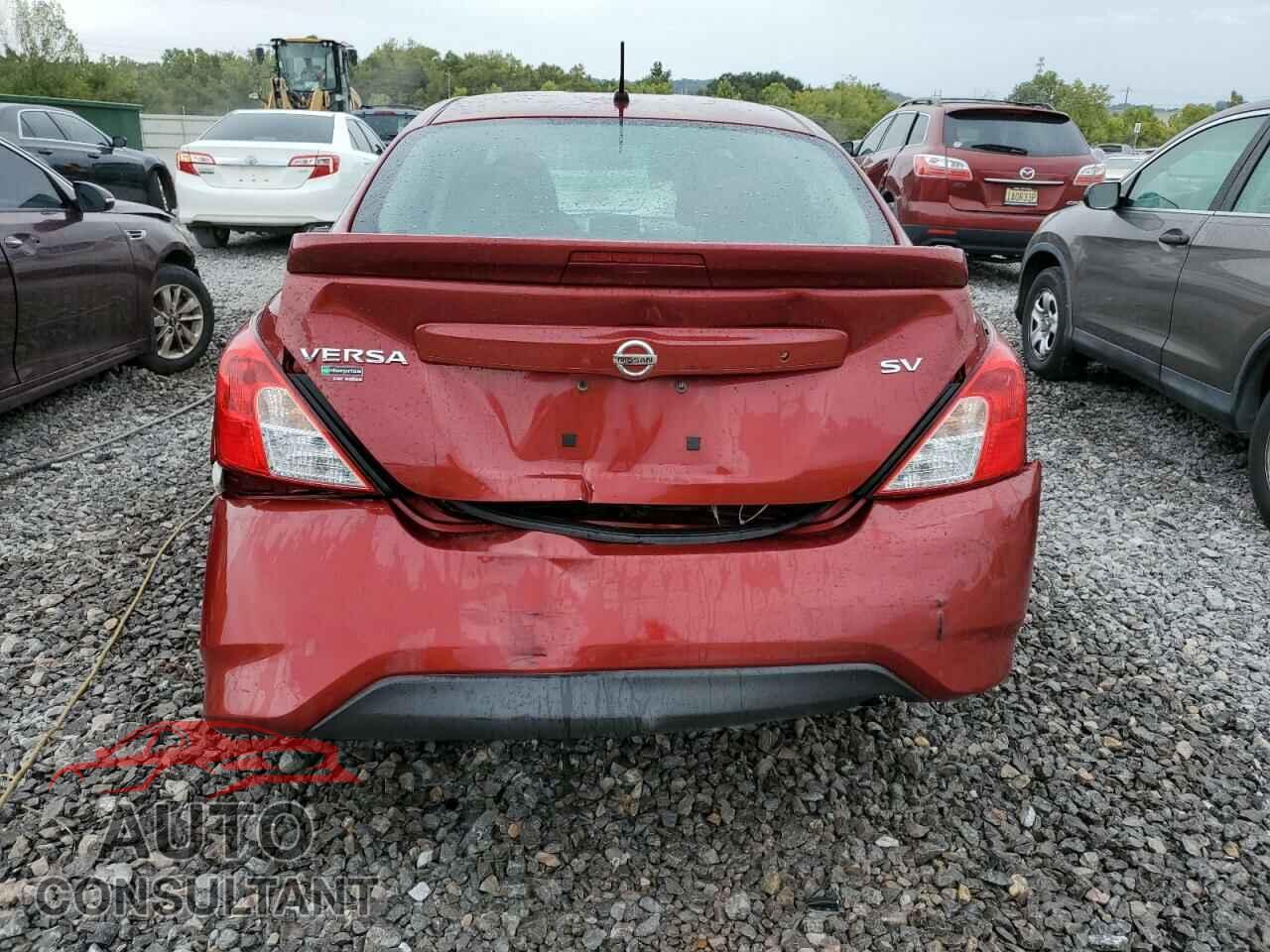 NISSAN VERSA 2017 - 3N1CN7AP3HL813059
