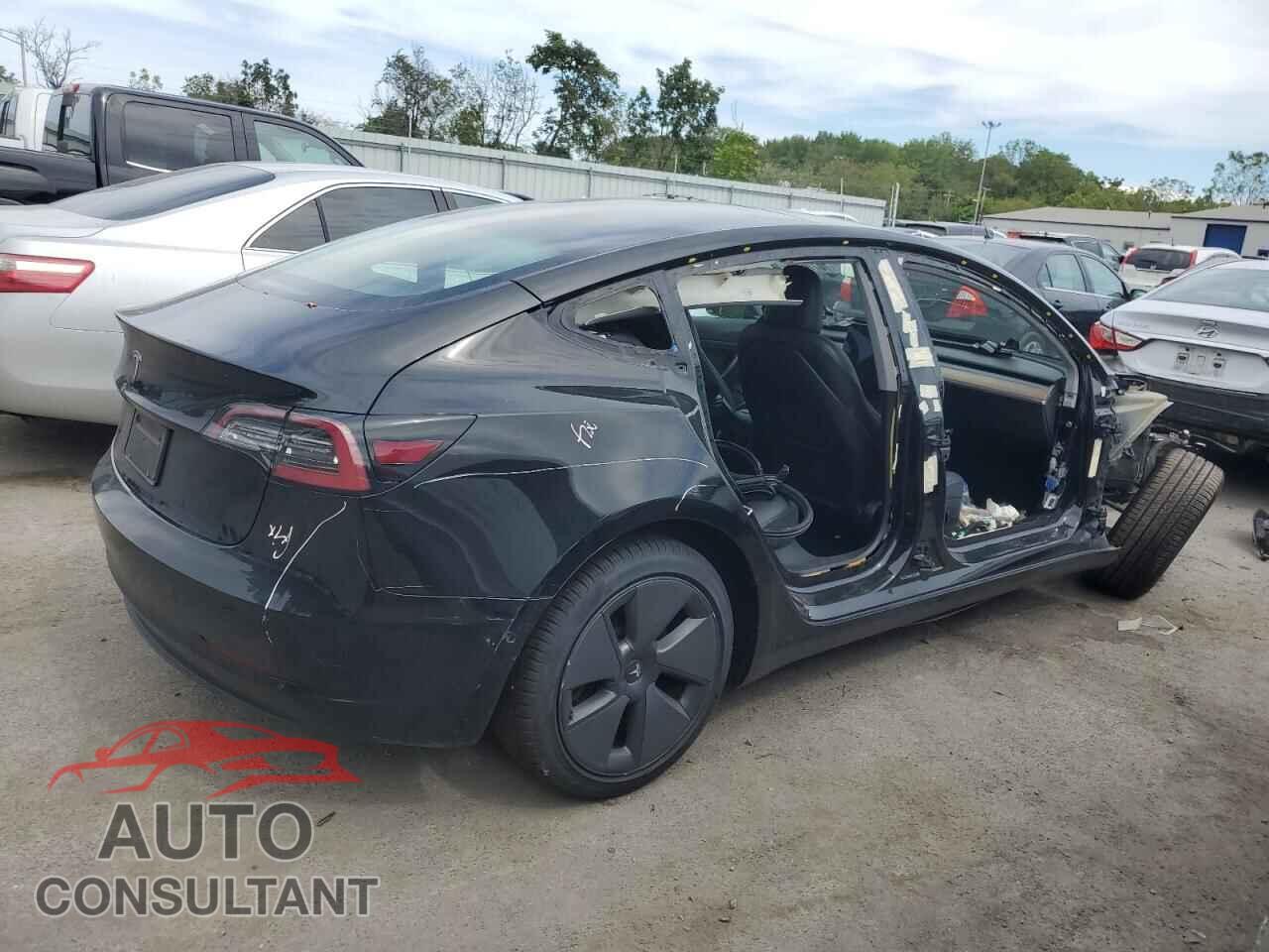 TESLA MODEL 3 2021 - 5YJ3E1EAXMF907075