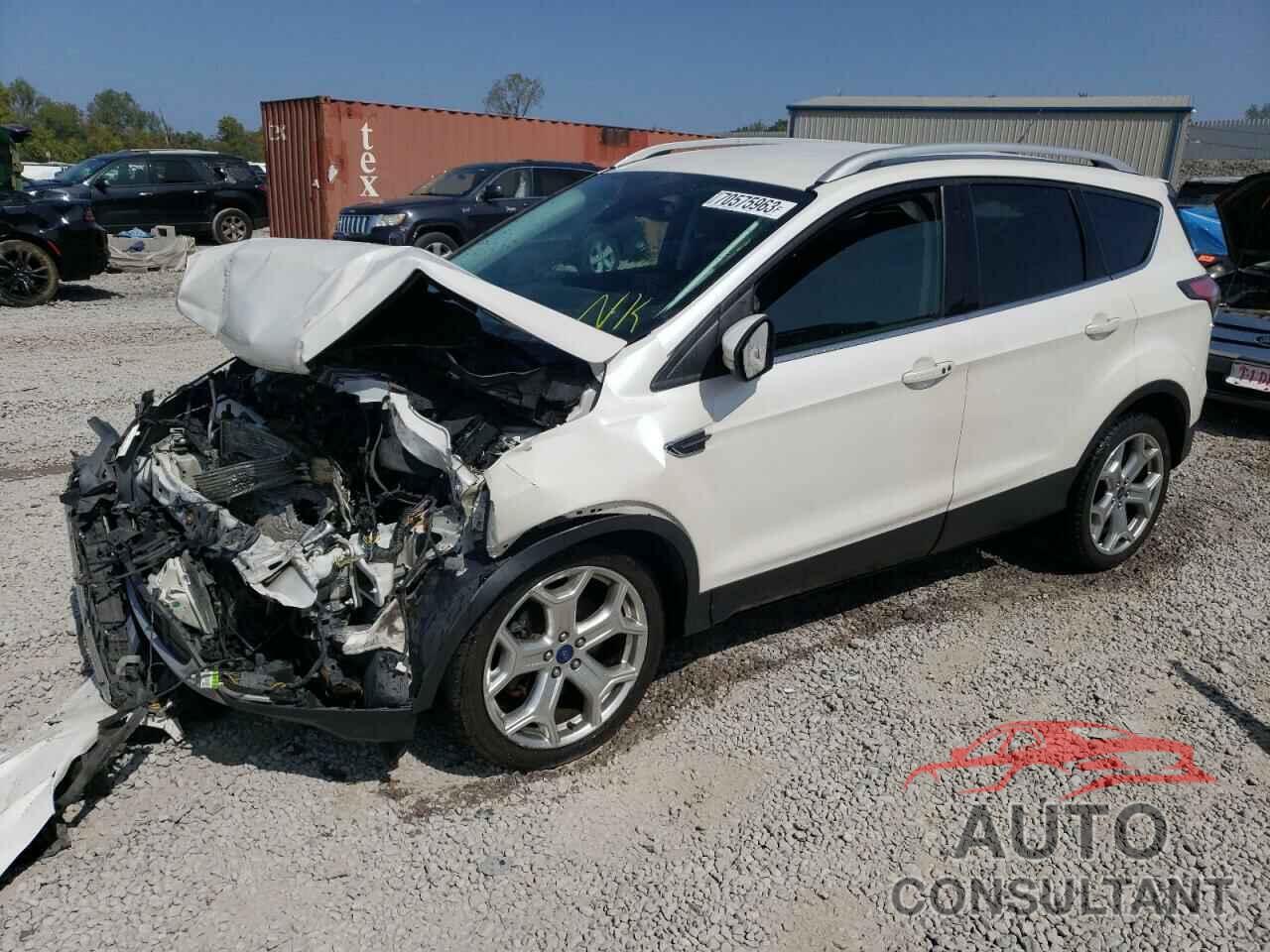 FORD ESCAPE 2017 - 1FMCU9JD1HUB51484