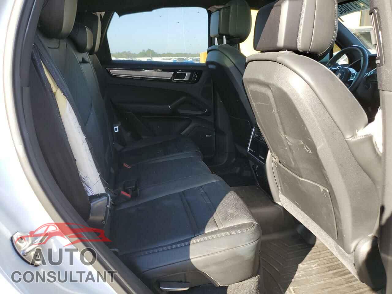 PORSCHE CAYENNE 2019 - WP1AA2AY8KDA01005