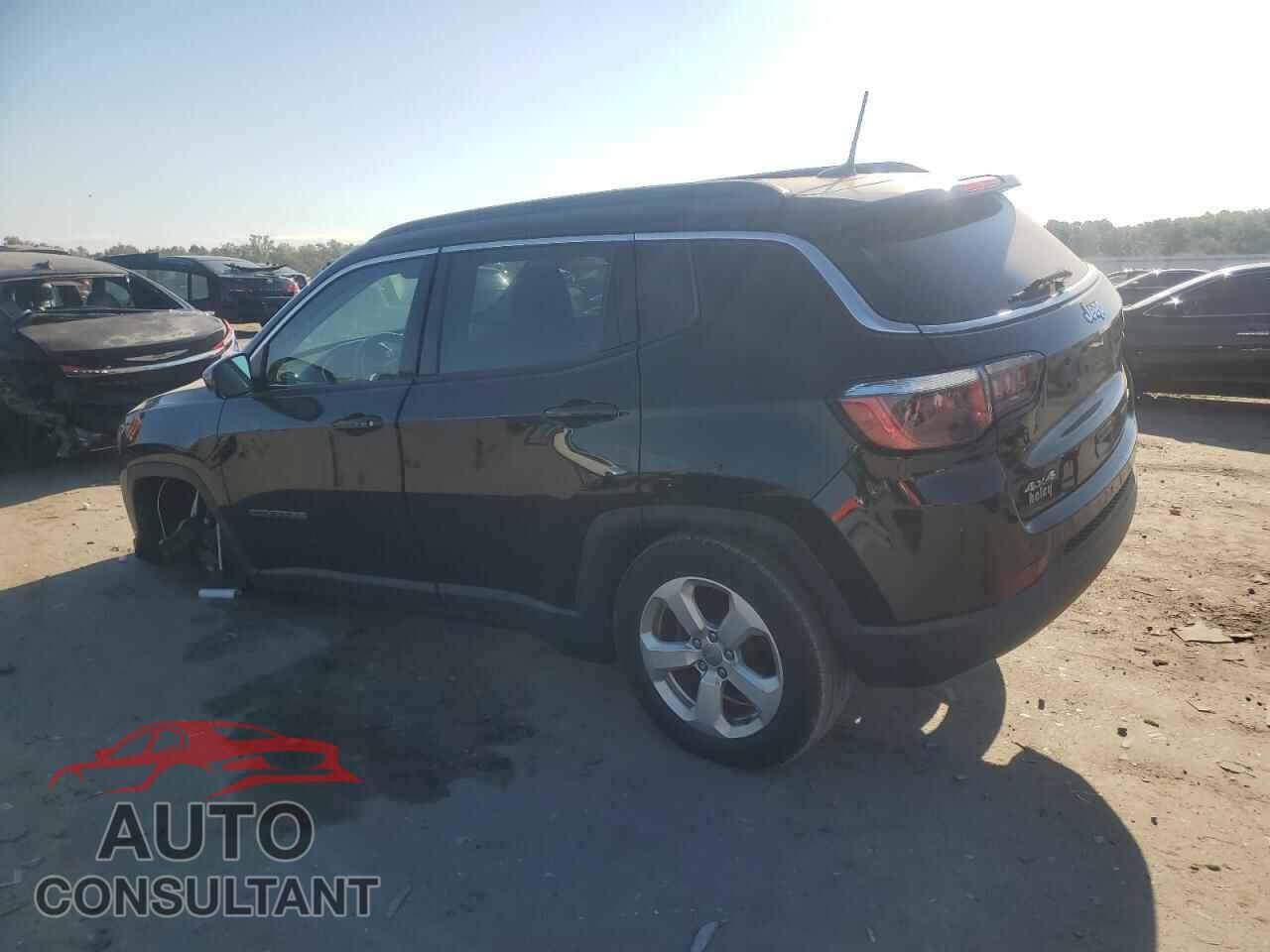 JEEP COMPASS 2017 - 3C4NJDBB8HT660911