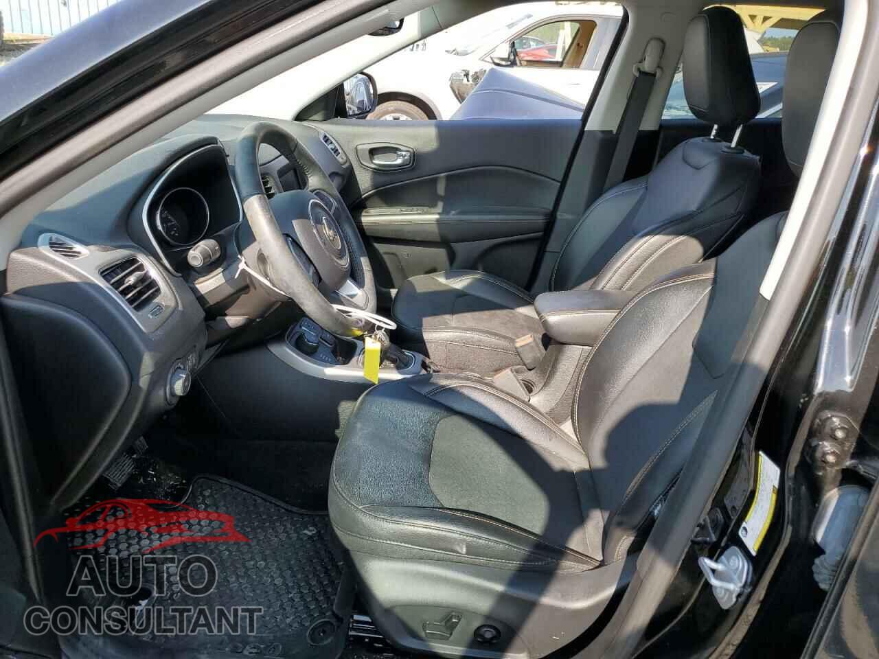 JEEP COMPASS 2019 - 3C4NJDBB8KT754875