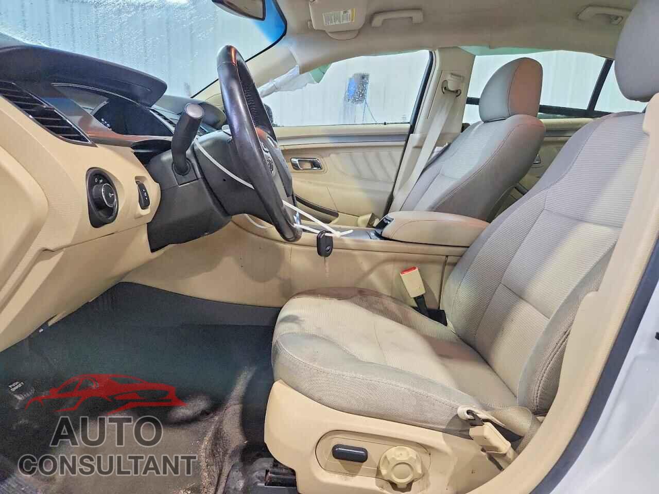 FORD TAURUS 2013 - 1FAHP2E80DG152159