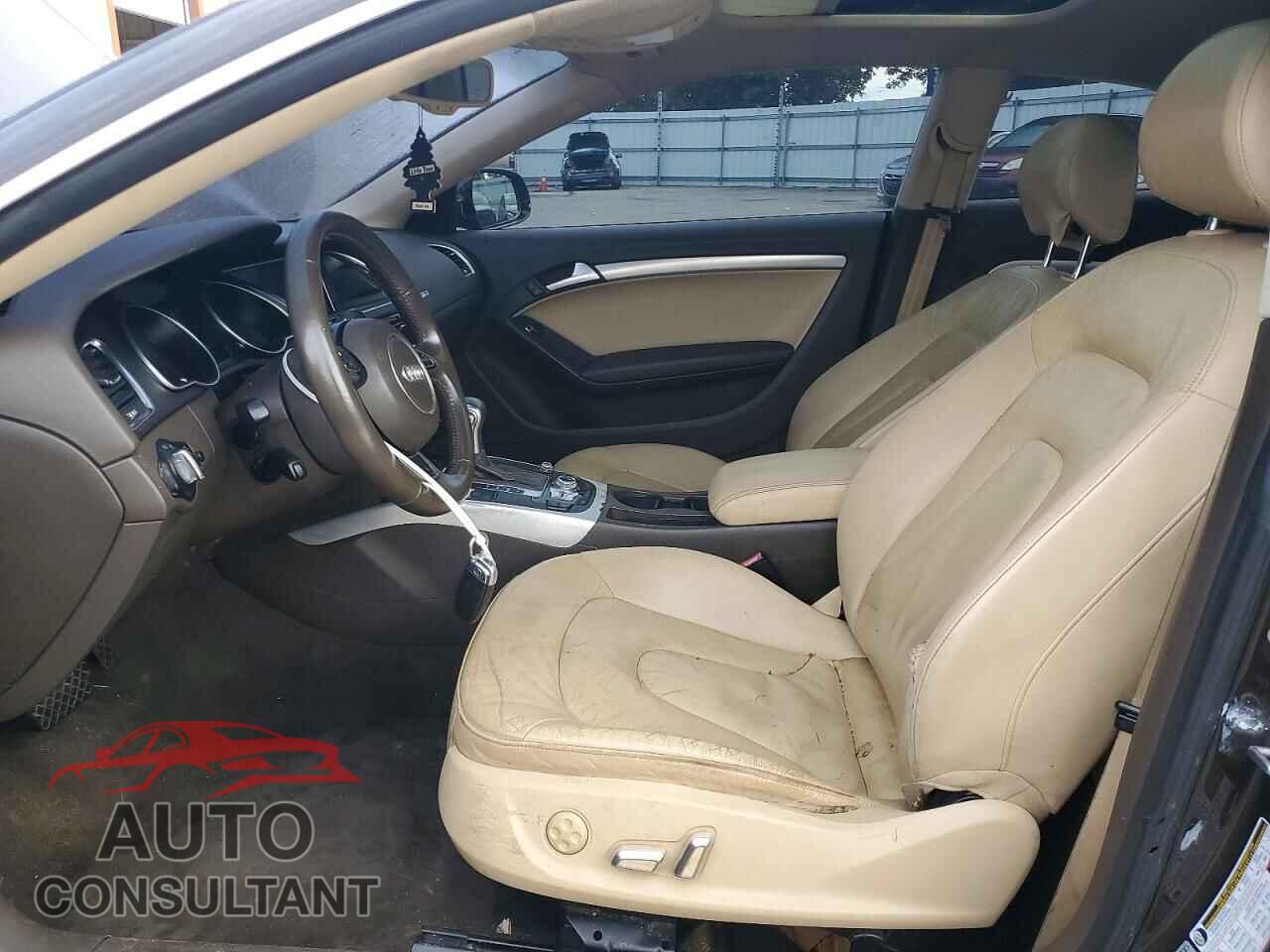 AUDI A5 2013 - WAULFAFR7DA042301